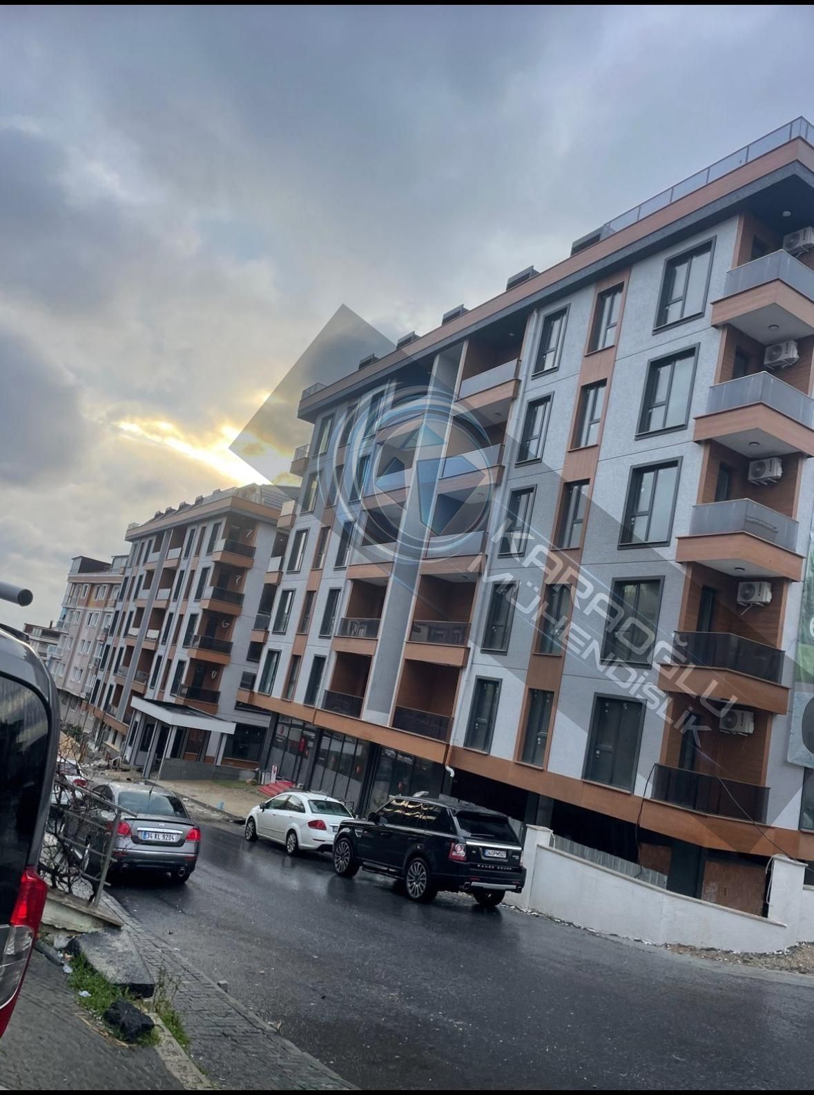 84 Adet Havuzlu Konut Projesi 